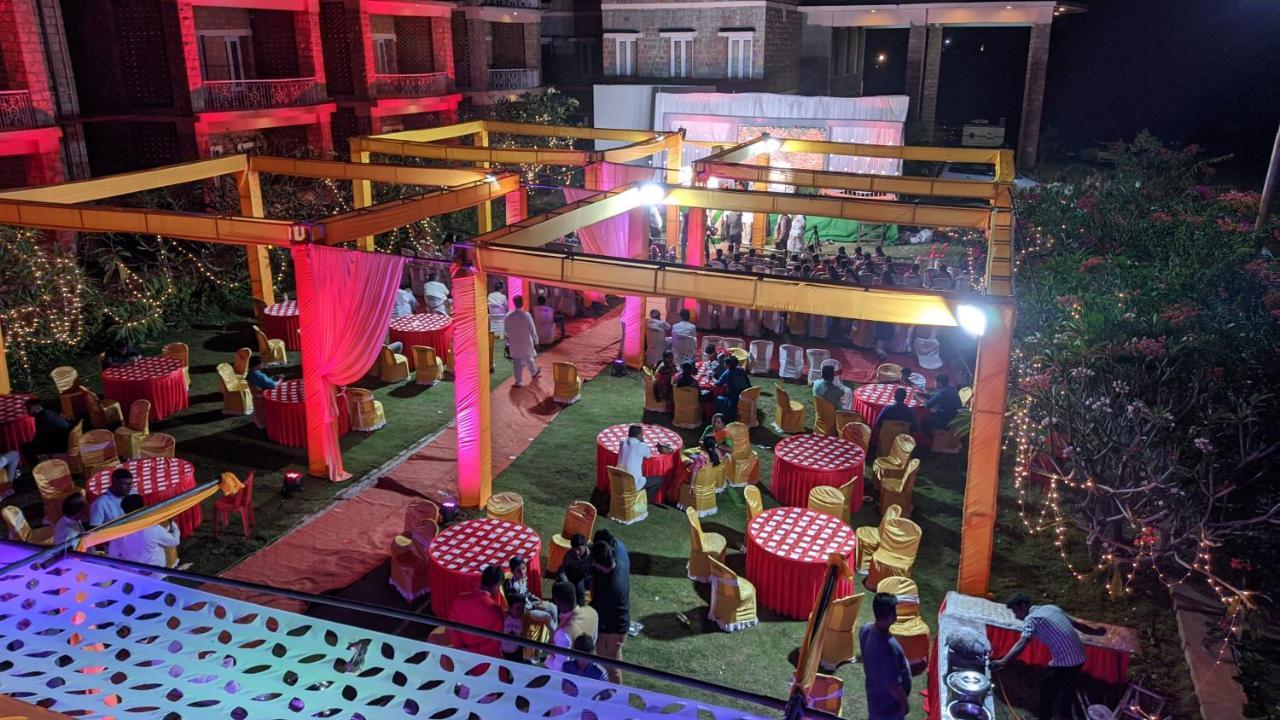 Kanthi Resorts Badami Bagalkot Ngoại thất bức ảnh