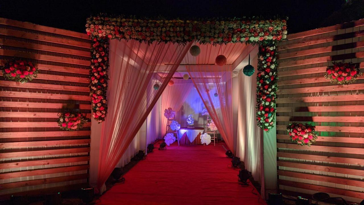 Kanthi Resorts Badami Bagalkot Ngoại thất bức ảnh