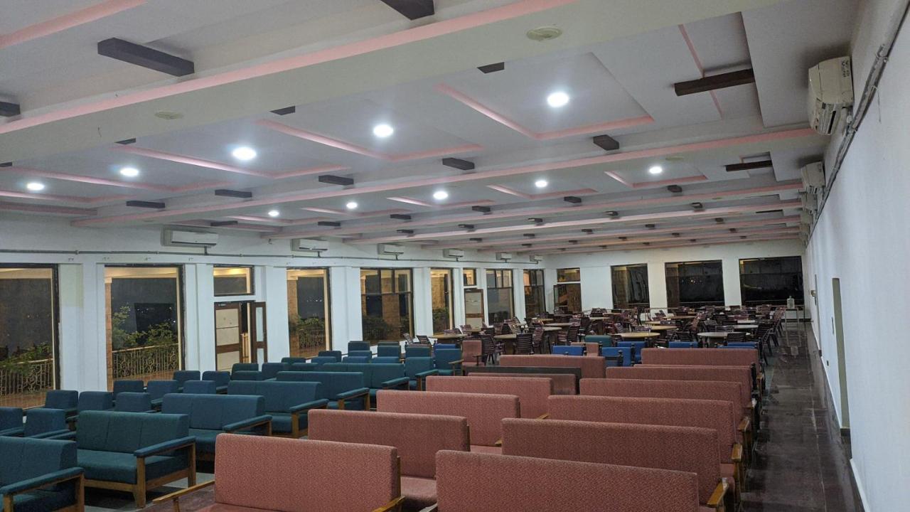 Kanthi Resorts Badami Bagalkot Ngoại thất bức ảnh