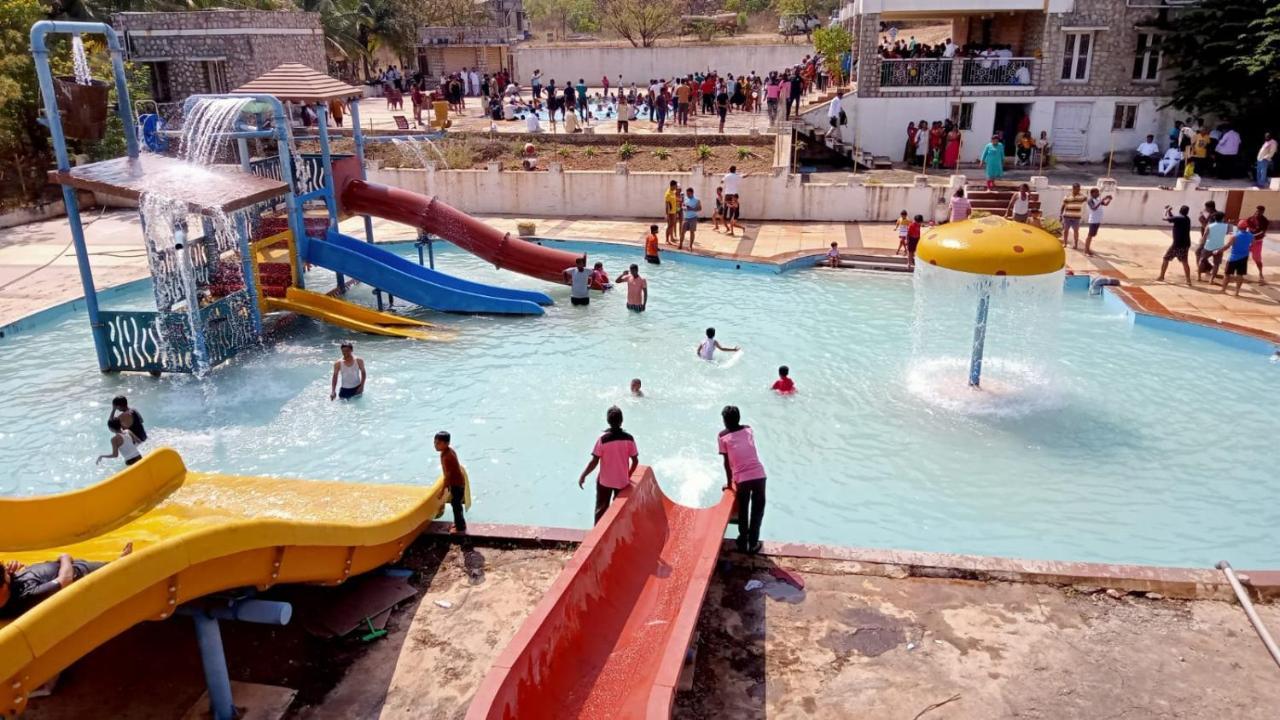 Kanthi Resorts Badami Bagalkot Ngoại thất bức ảnh